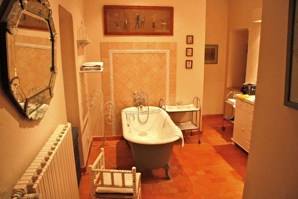 לינה וארוחת בוקר Louerre Manoir Du Bois Noblet מראה חיצוני תמונה