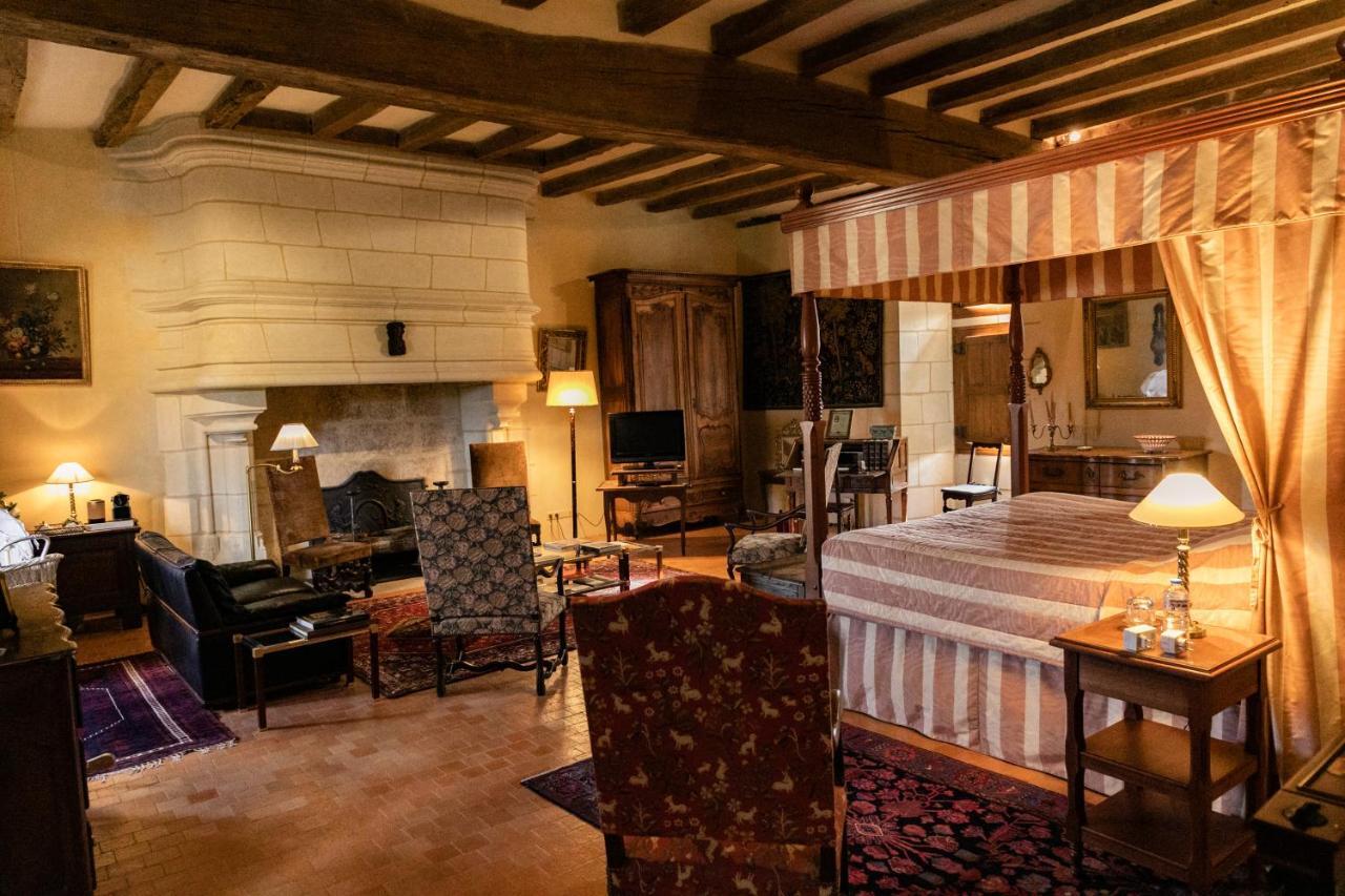 לינה וארוחת בוקר Louerre Manoir Du Bois Noblet מראה חיצוני תמונה