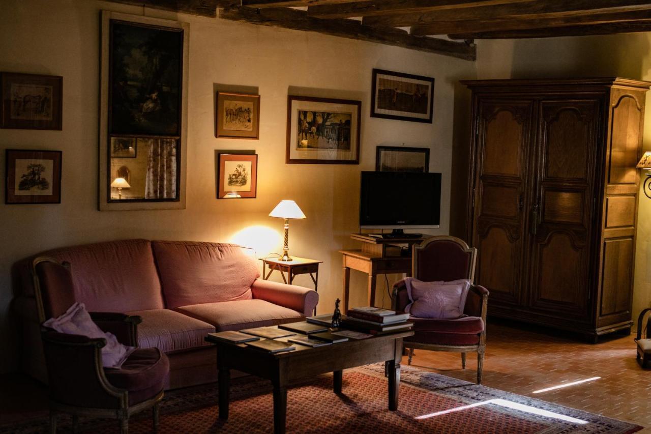 לינה וארוחת בוקר Louerre Manoir Du Bois Noblet מראה חיצוני תמונה